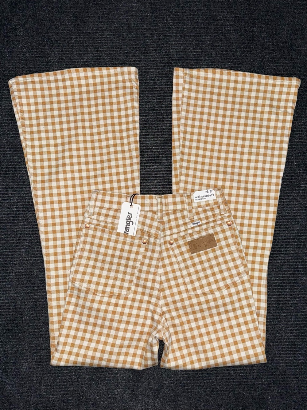Wrangler NWT Wanderer 622 High Rise Flare Jeans 26x32 Gingham Check Harvest Gold
